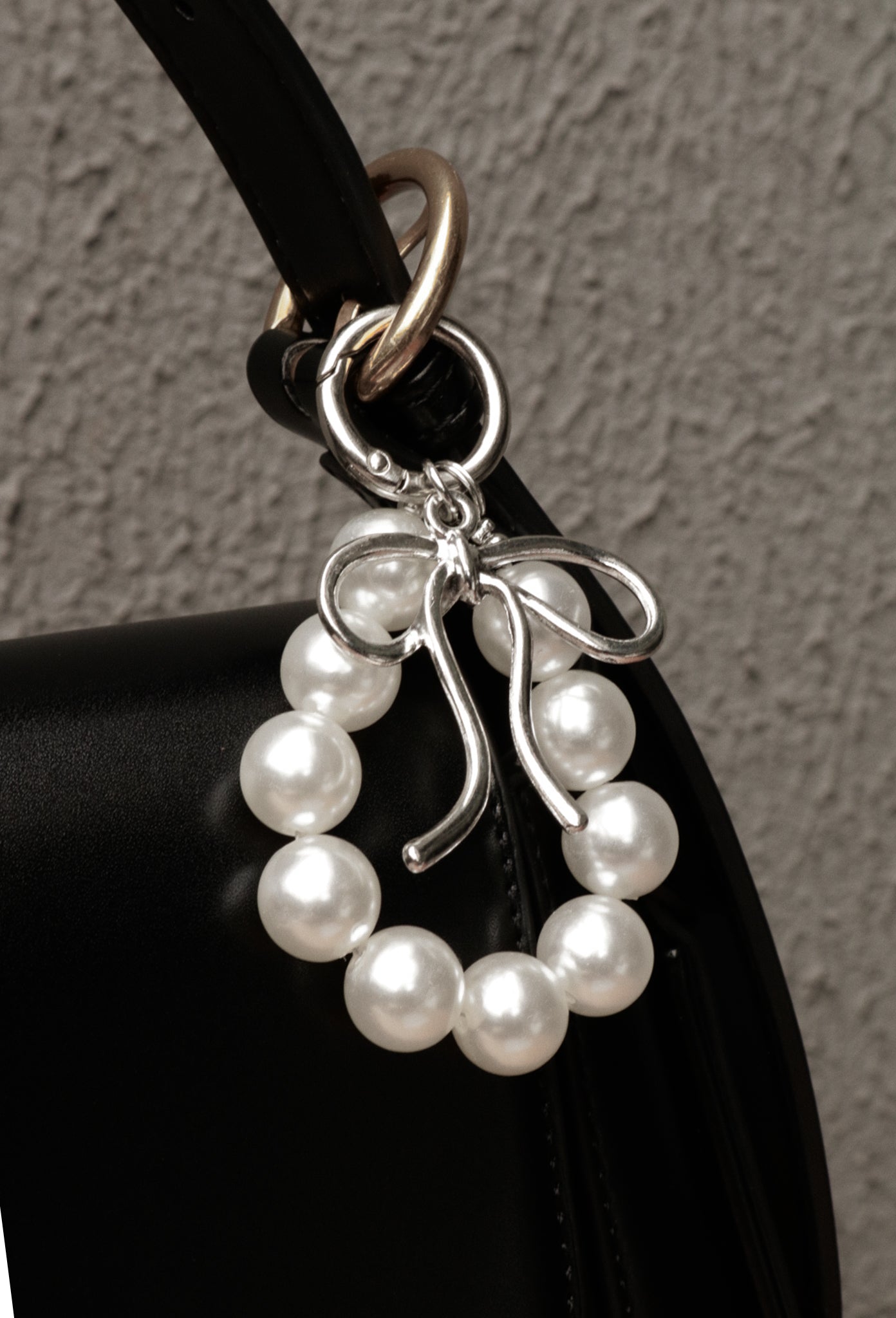 BAG CHARM - PÉROLA